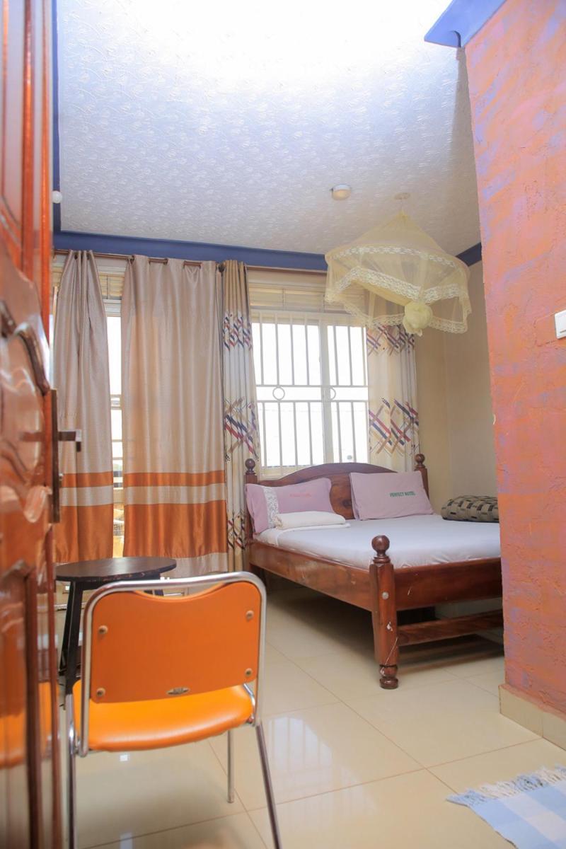 Perfect Motel Kampala Extérieur photo